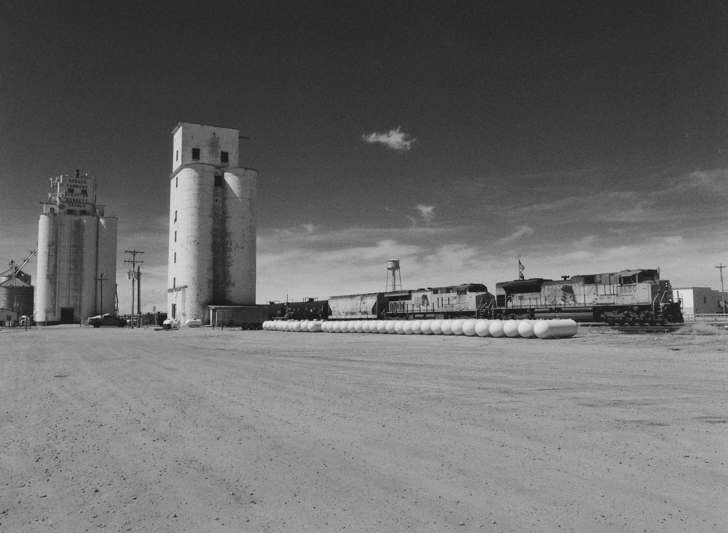 688777_0005.jpg