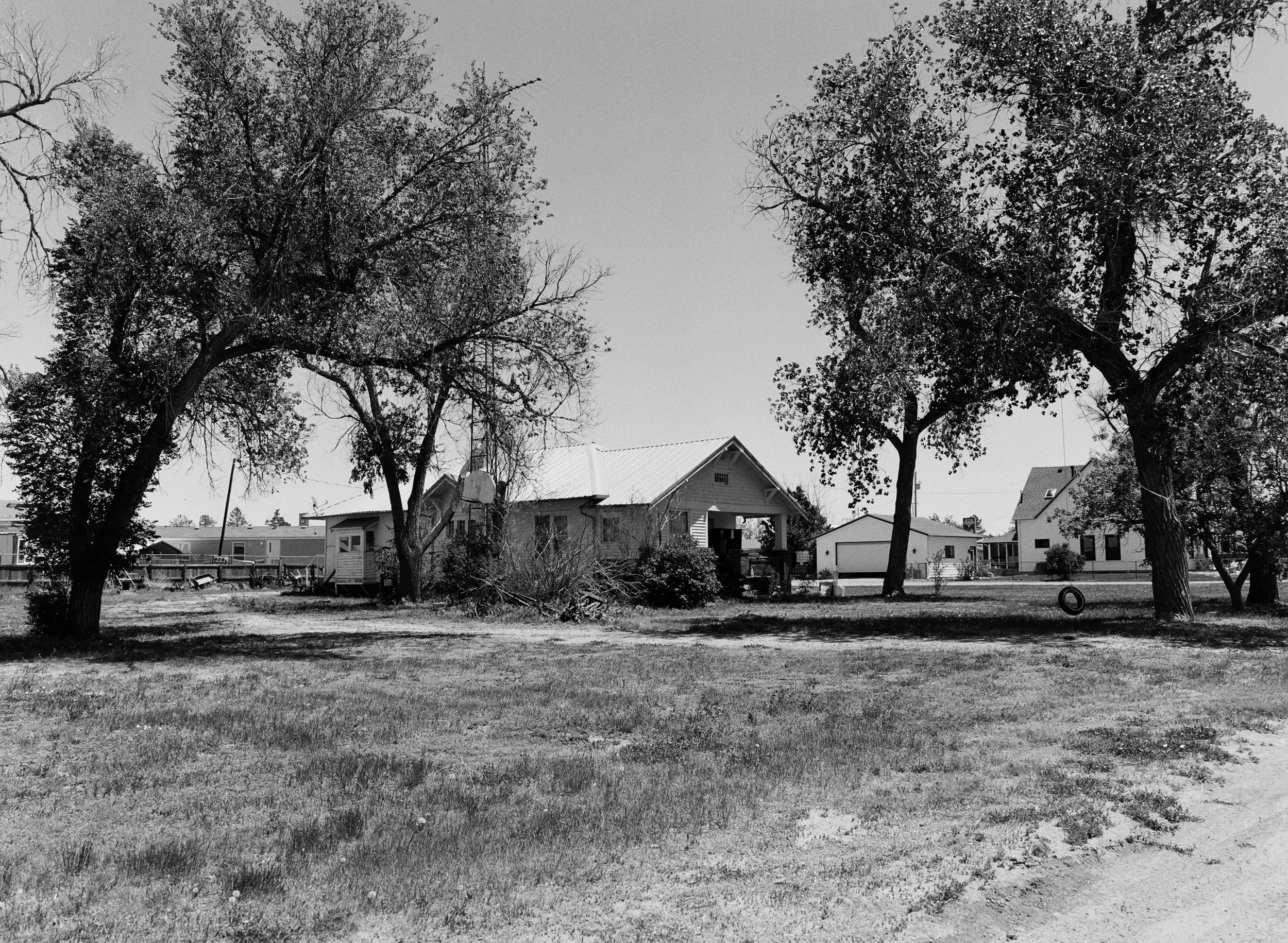 702594_0003.jpg