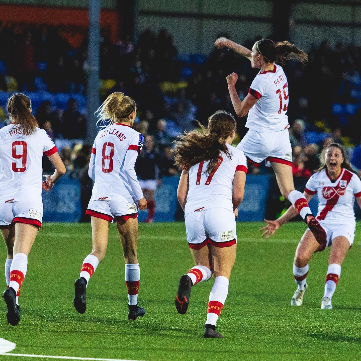 Tried a different field last night and shot @sotonwomensfc @southamptonfc v @pompeywomen @officialpompey. Thank you @hampshire_fa @adoptsouth ⚽️

#hampshirefa #sotonwfc #southamptonfc #sfc #portsmouthfc #pompey #footballphotography #footballphoto #ad