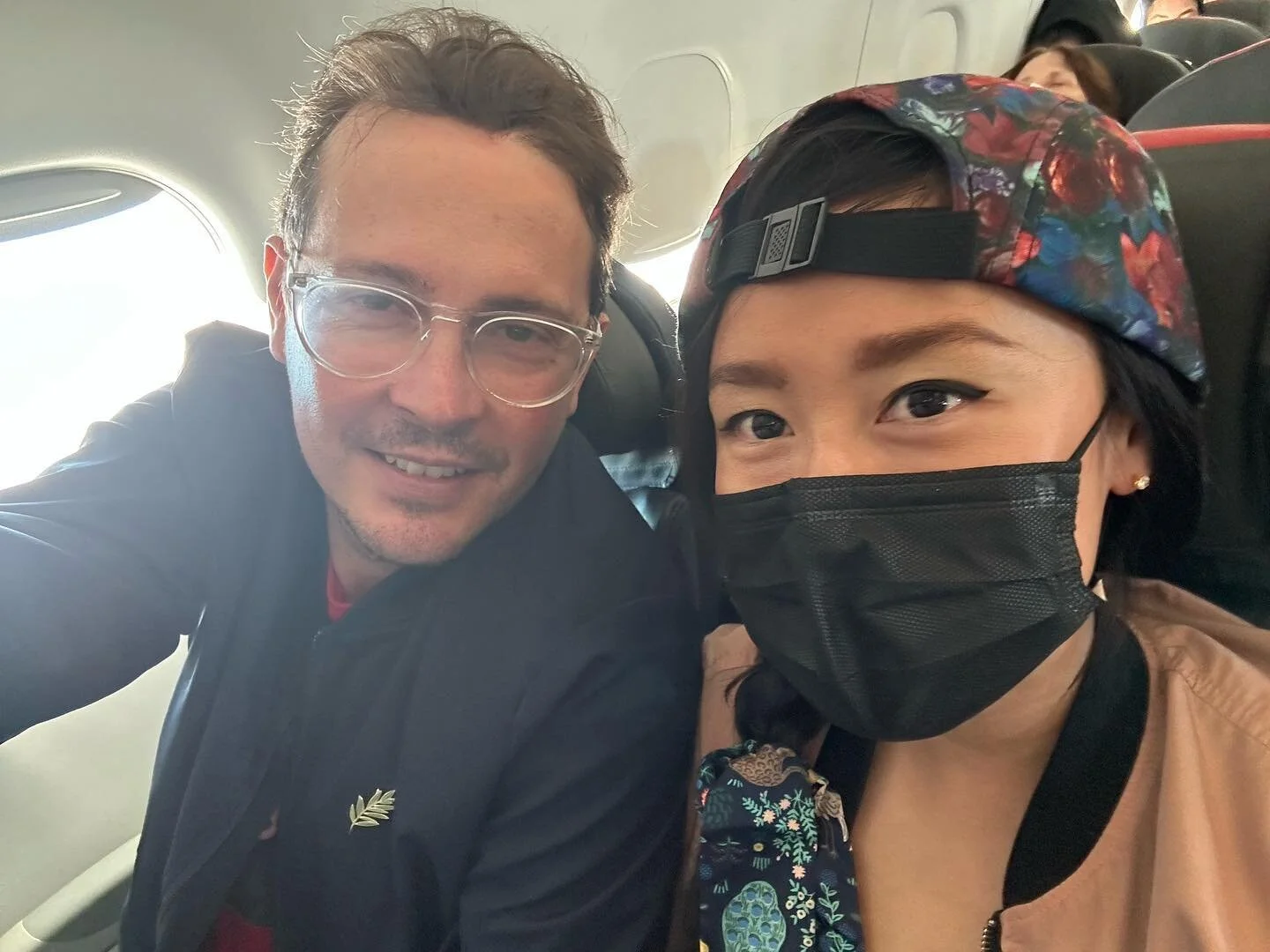 It was time for a vacation! @nomnomchomsky and I attended a beautiful wedding in Oahu and had many adventures. Waves, sun, night turtles, good eats, traveler friends and of course the lovely bride and groom in the last video. Their wedding was magica