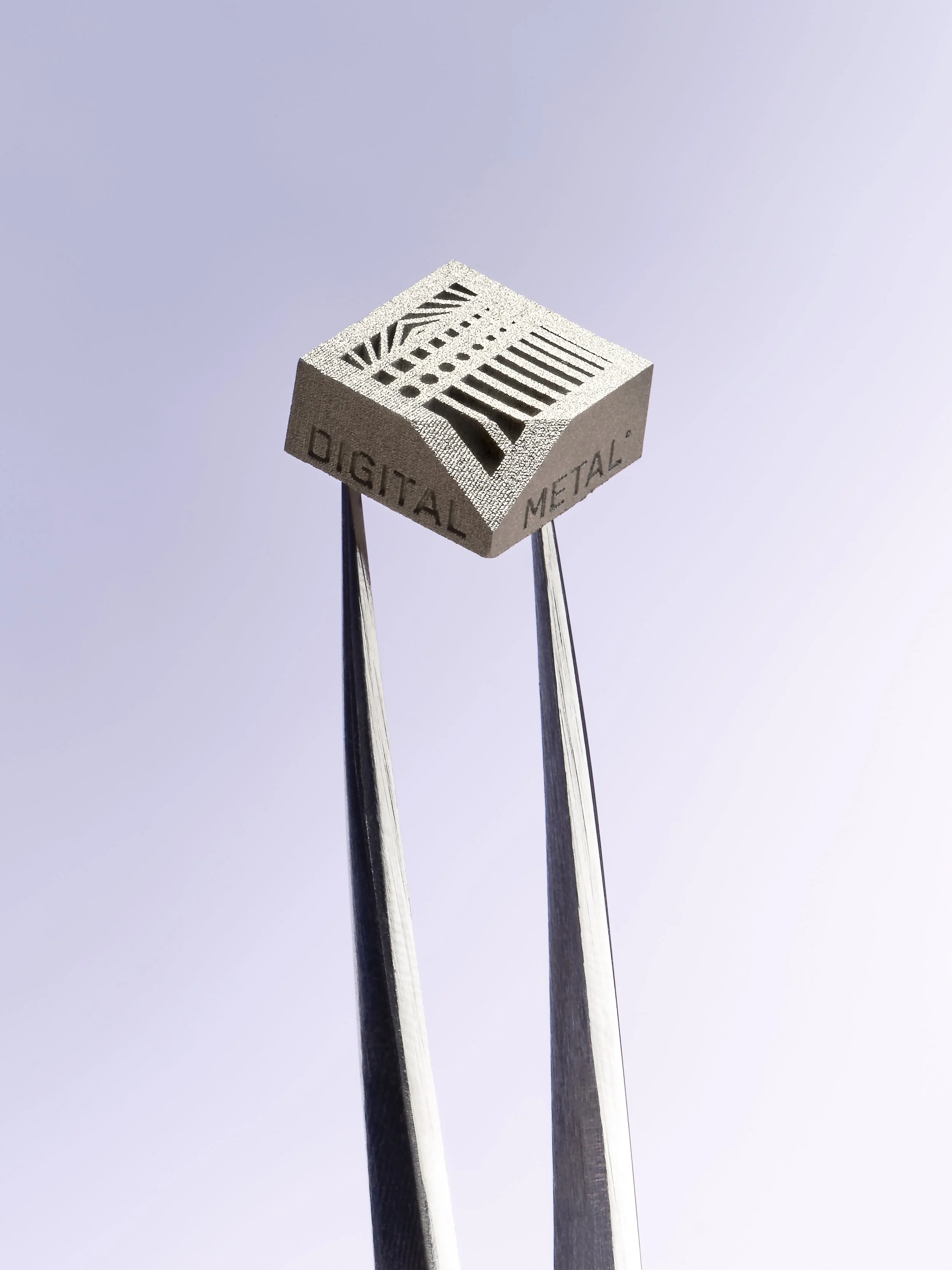 316L-Stainless-Steel-Digital-Metal-Logo-in-Tweezers-17352.JPG