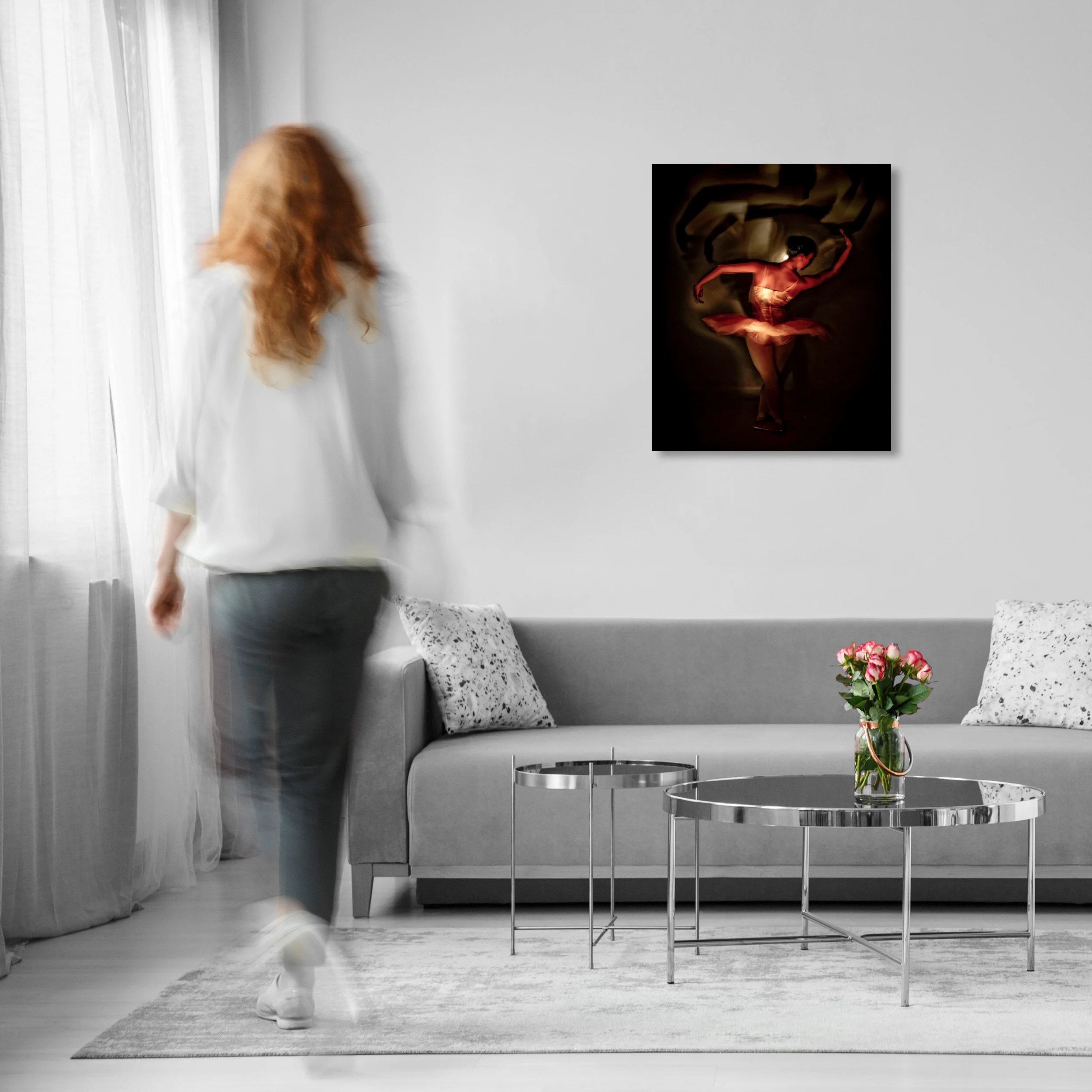 The matte acrylic print is perfectly suited for brightly lit environments. It absorbs light and greatly reduces glare.