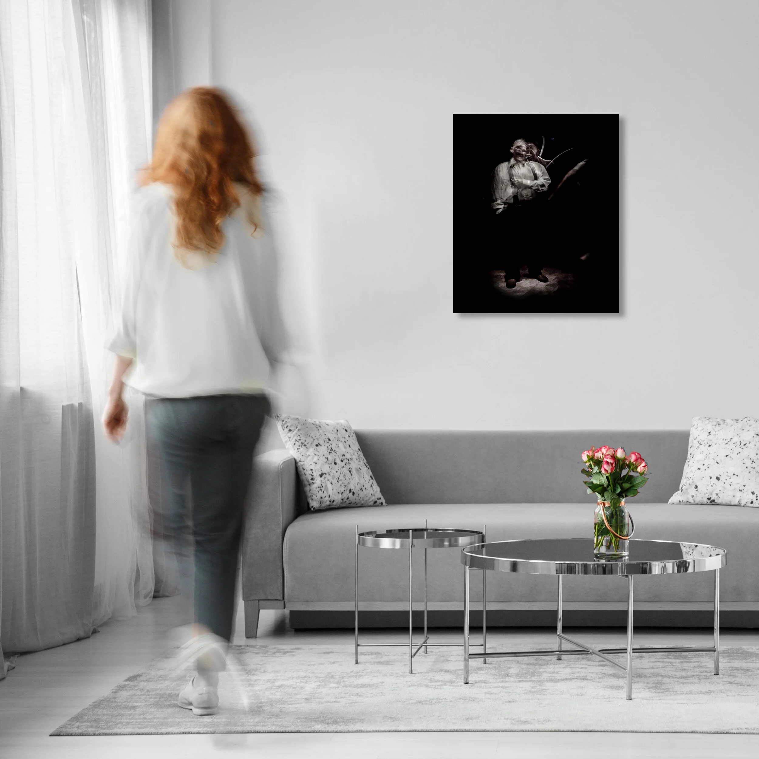 The matte acrylic print is perfectly suited for brightly lit environments. It absorbs light and greatly reduces glare.