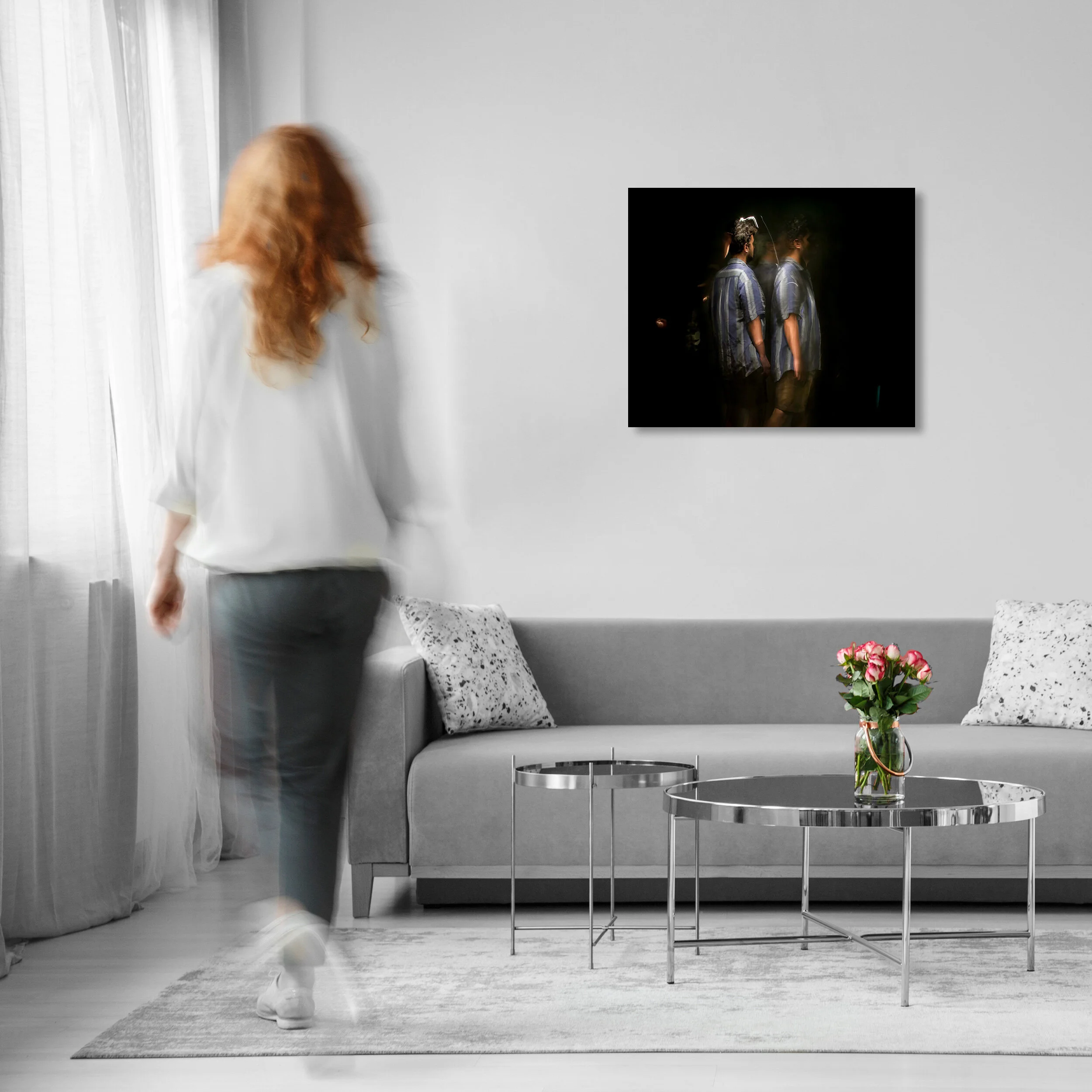 The matte acrylic print is perfectly suited for brightly lit environments. It absorbs light and greatly reduces glare.