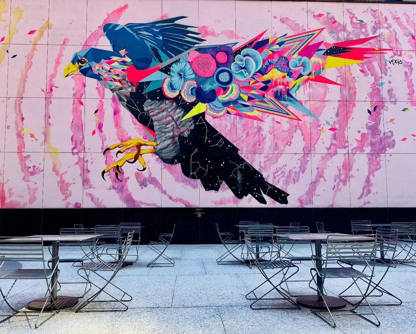Out and About in midtown Manhattan. Street art. Artist unknown. Brilliant in making a public space so alive. #outandabout #walkabout #midtownmanhattan #streetartnyc