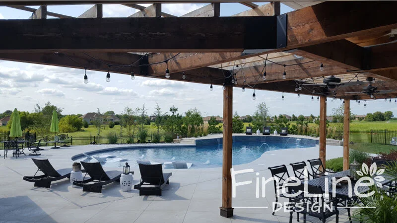 Kansas-City-Landscaping,-Fineline-Design,-pool-house,-outdoor-kitchen,-pergola,-gunite-pool,-travertine-patio,-tanning-ledge,oasis-(-(8).jpg