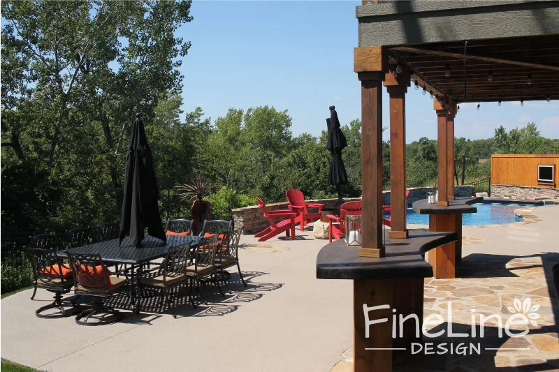 Kansas-City-landscaping,-Fineline-Design,-pool-design,-vinyl-pool,-swim-up-bar,-sunken-patio,-sheet-fountains,-custom-wood-work-(4).jpg