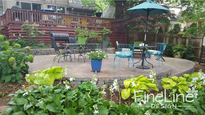 Kansas-City-landscaping,-Fineline-Design,-landscape-for-shade,-landscape-for-small-spaces,-paver-patio,-firepit,-tiered-(6).jpg