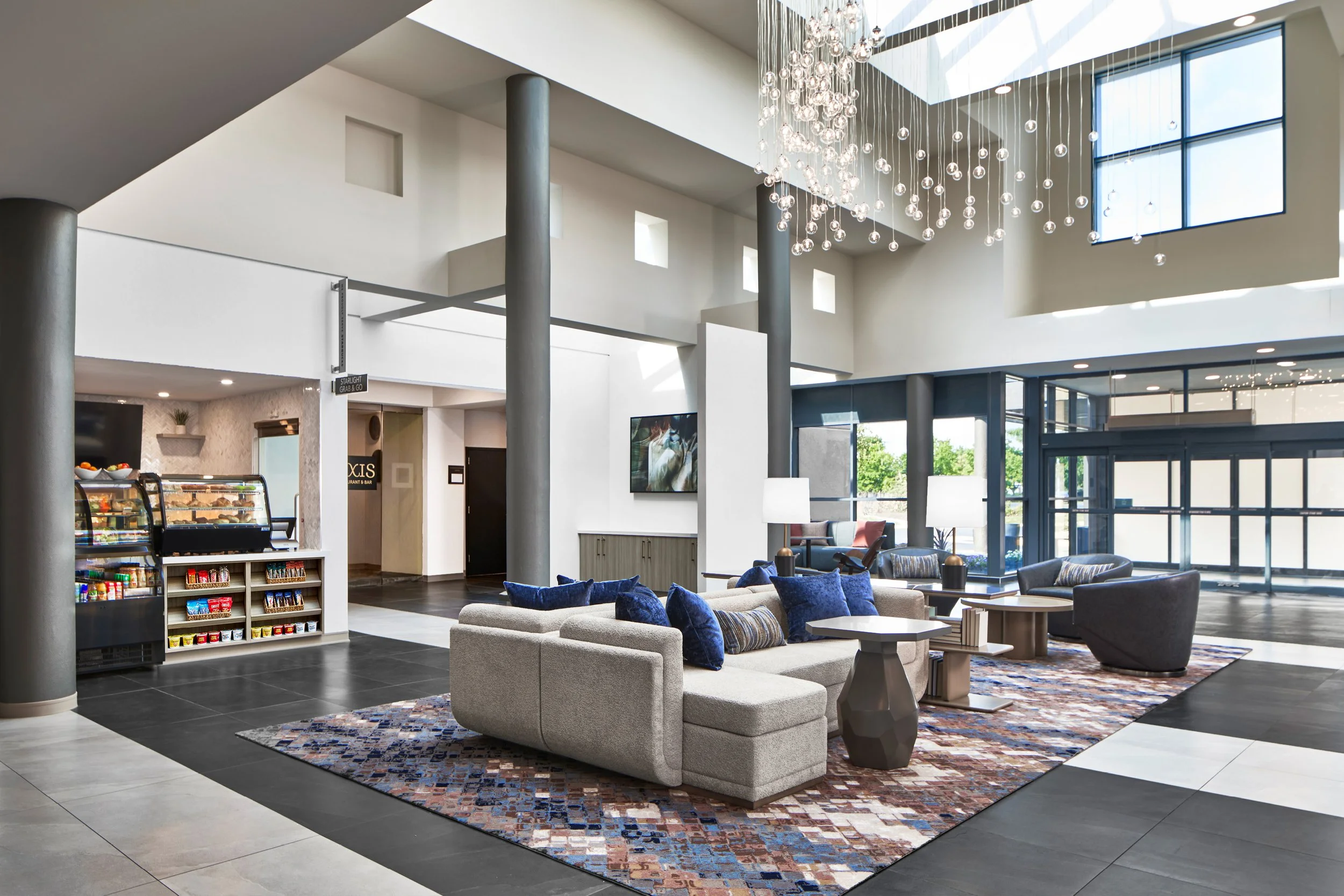 1. lobby.jpg