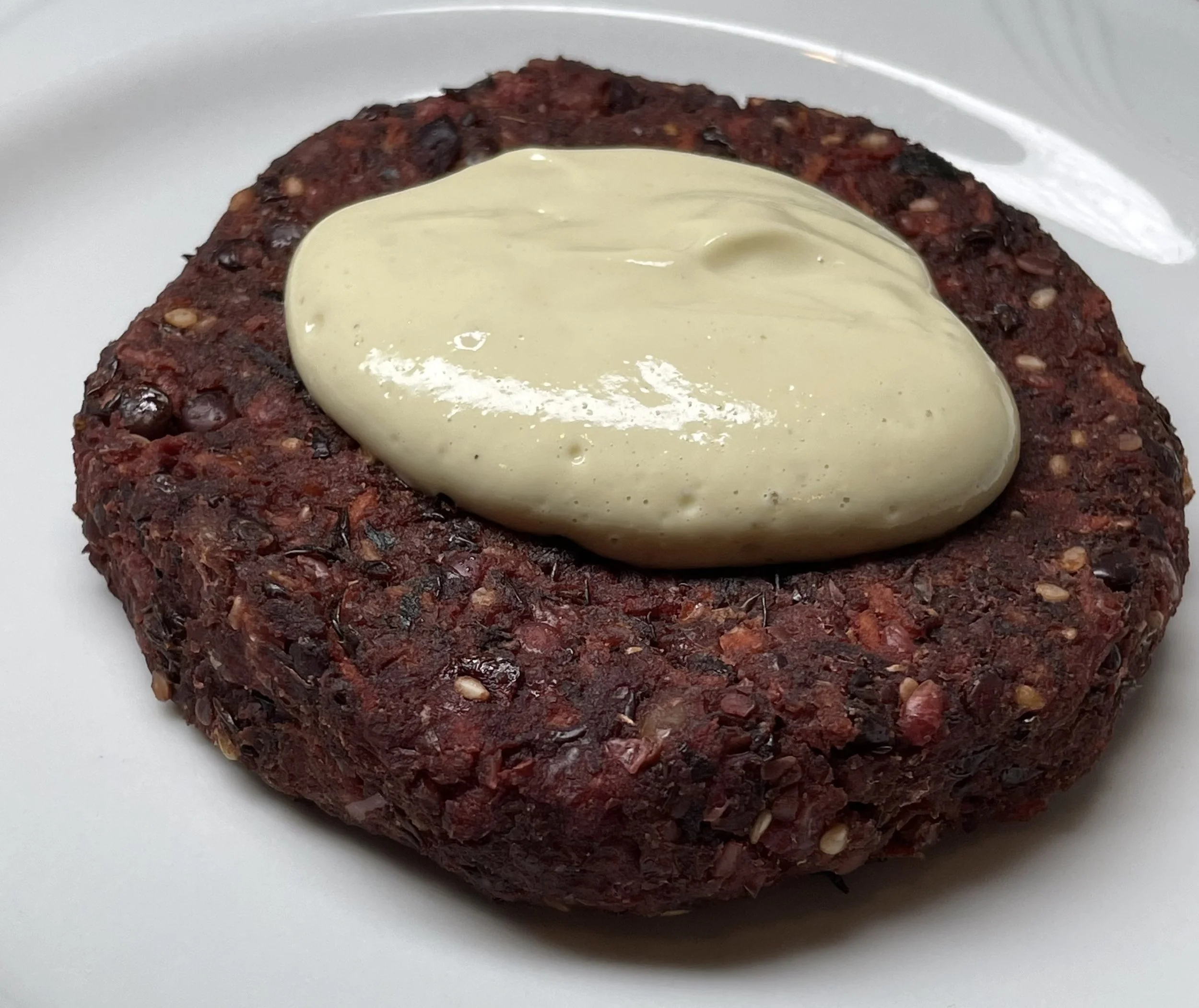 Dolly's Veg Burgers with tahini sauce
