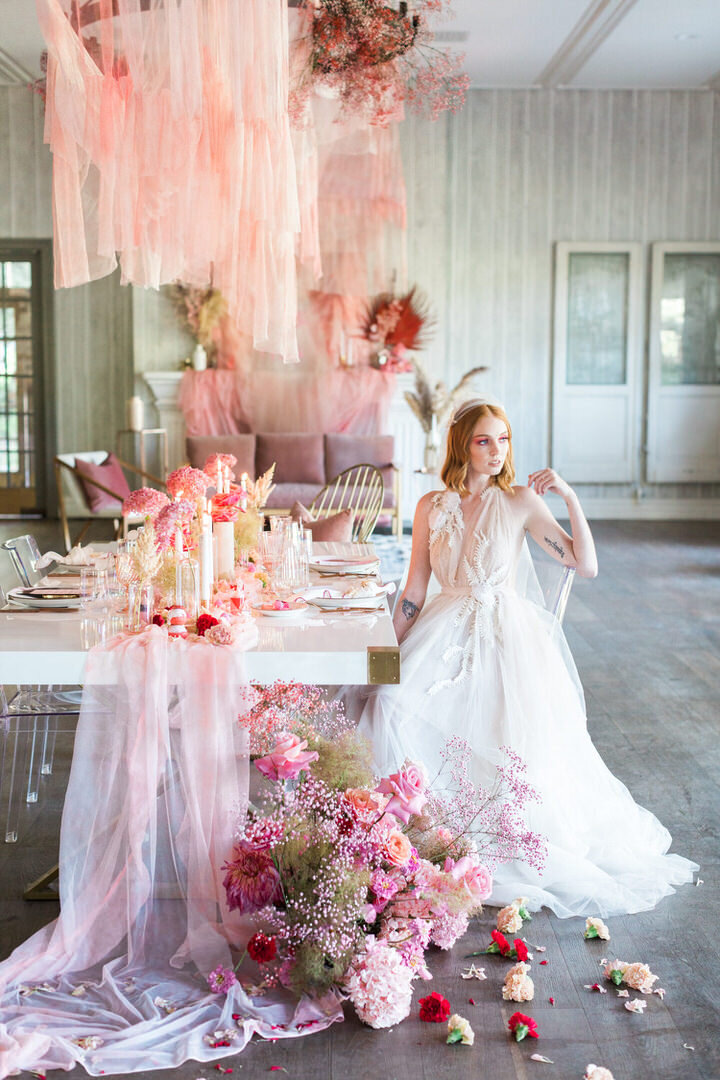  Malibu Rose Tulle ・  Wisteria Photography  ・  Forrest and J  ・ florals by  The Bloemist  
