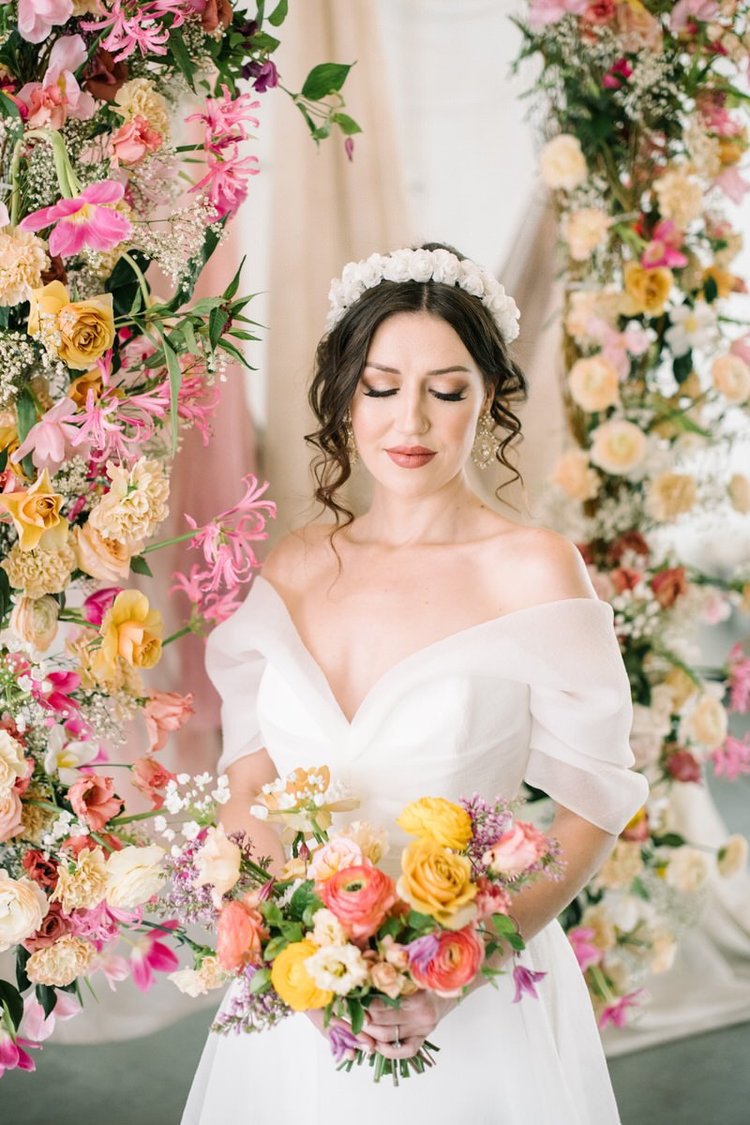 A Custom Spring Backdrop at a Regency Inspired Wedding — The LOVLI ...