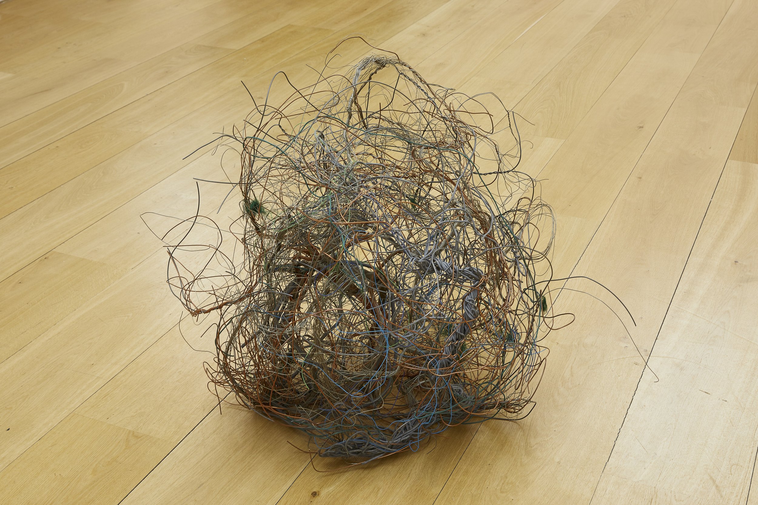  Alan Saret,  Untitled , 1969. Metal wire sculpture, 34 x 32 x 32 inches. 