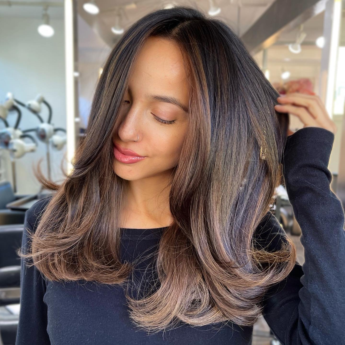 🫧Chocolate Ribbons 
 &amp; 
A Big Bouncy Blowout🫧
.
Stylist: @glam.bybev 
.