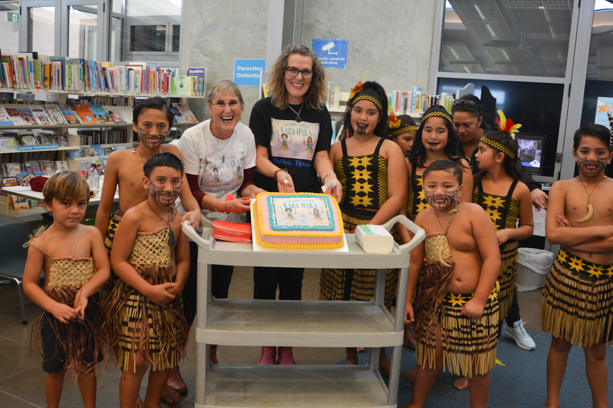 Kids and cake.jpg