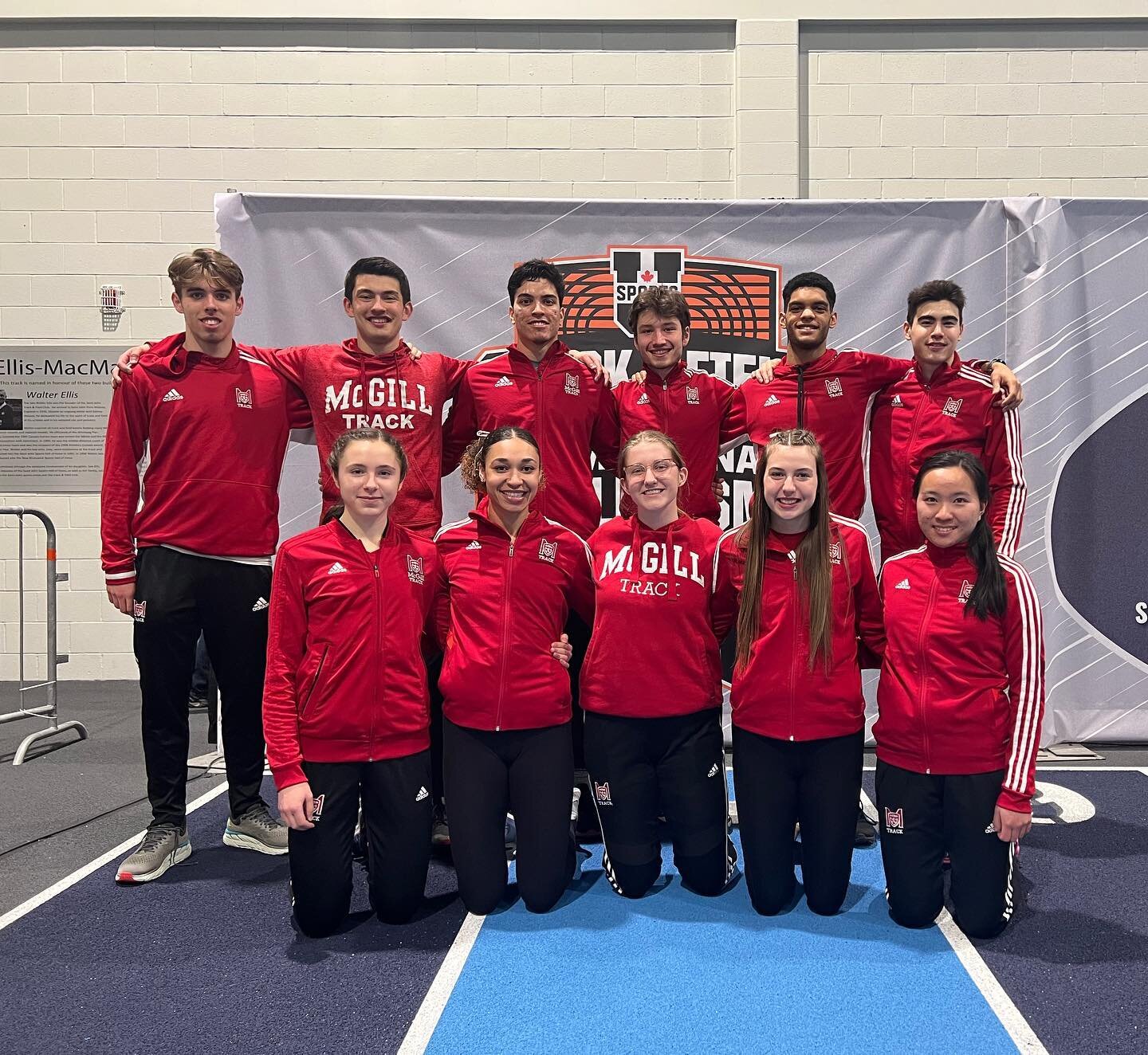 The Martlets and Redbirds were so happy to be back competing at @usportsca this past weekend! A few bumps in the road along the way, but great performances from the team and most importantly fun was had! We can&rsquo;t wait for next year! 🏃🏃🏼&zwj;