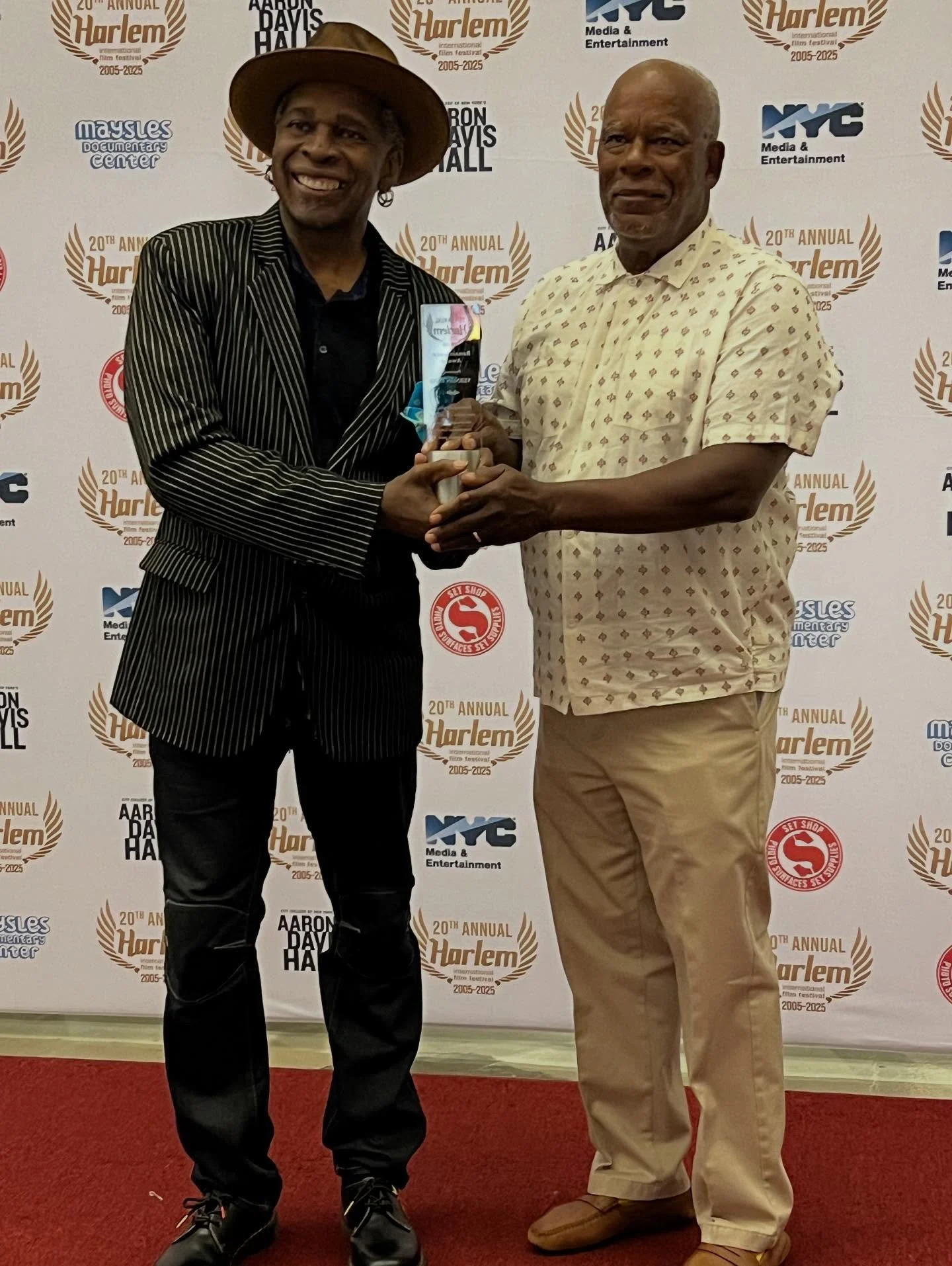 Here he is again @vurnt22 cause the man has a lot going on. So taking time to say congrats on the Renaissance award  received September 17 from @harlemfilmfest for all you do in arts and yes film :composing music for many filmmakers, (@thomas_allen_h