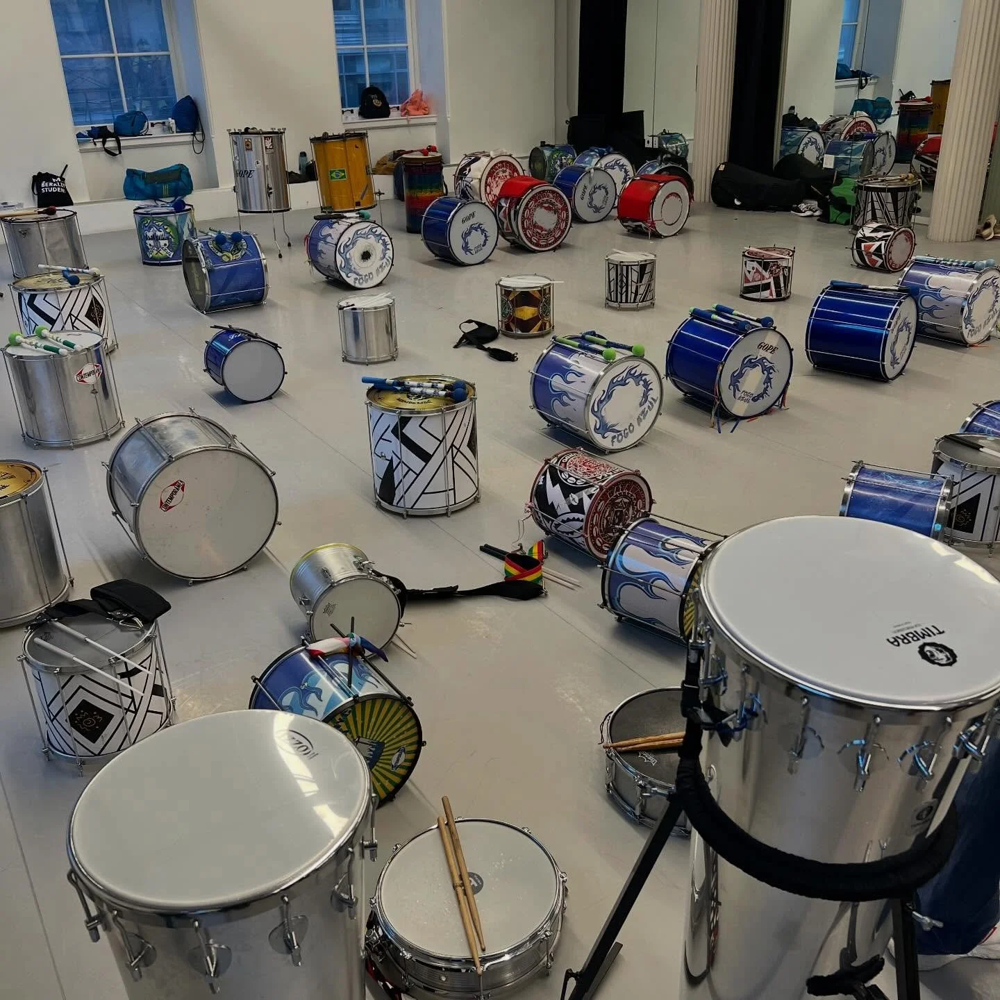 Drums at rest. Summer NYC.. grateful
📸 me! @shaolinfilms
#Gabrichrista #music #dance