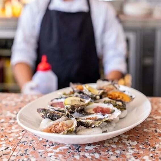 Live Oyster Bar — RICO