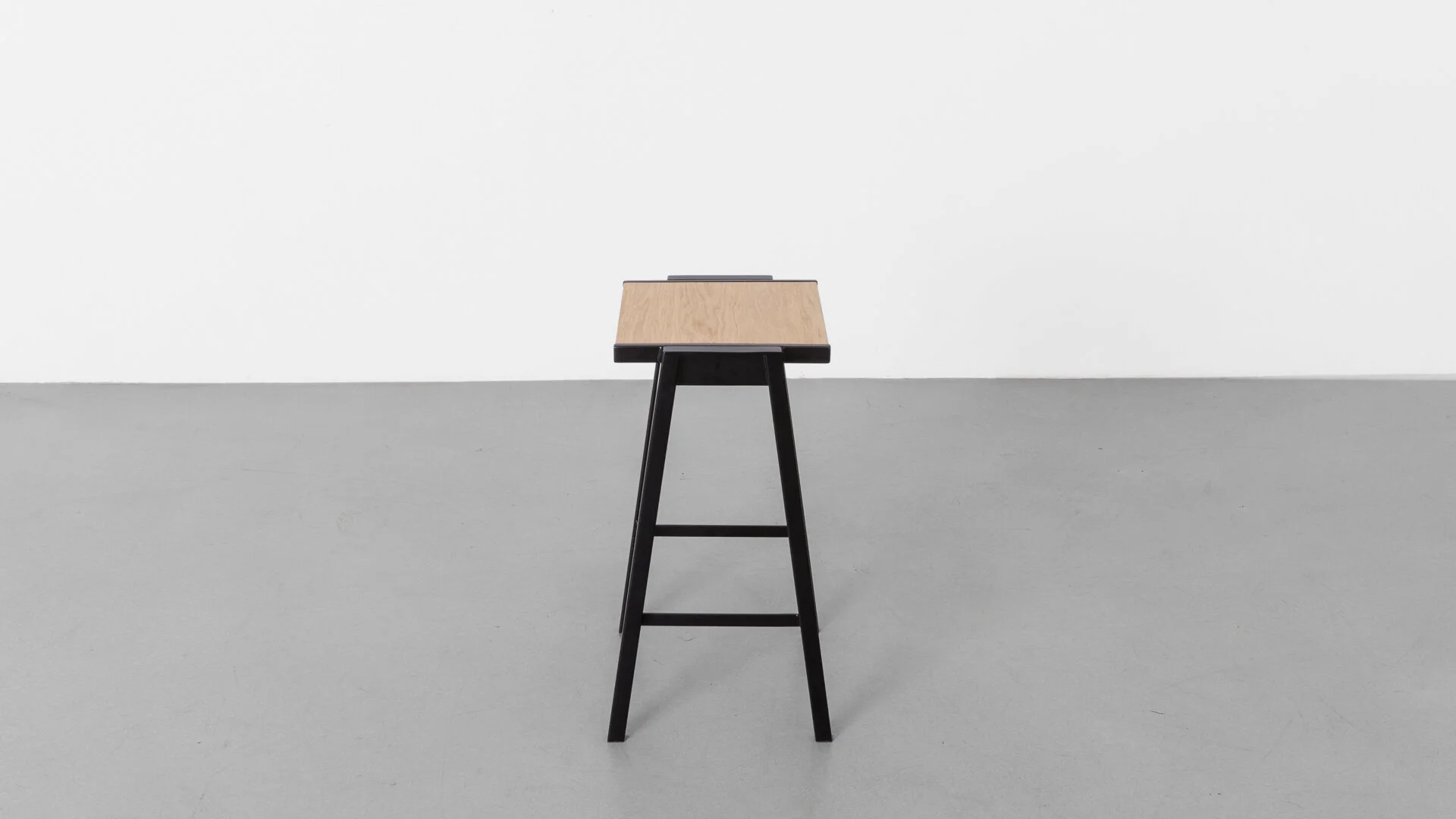 REPL - KAAS Design - Hulihee Barstool_180212_005_LAYER.jpg