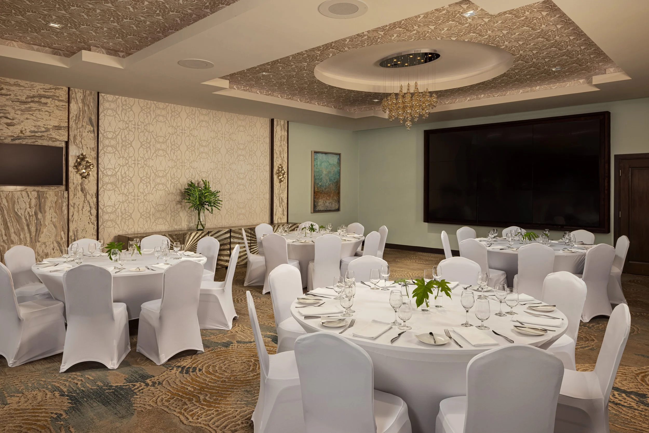 SLS_CONFERENCEROOM.jpg