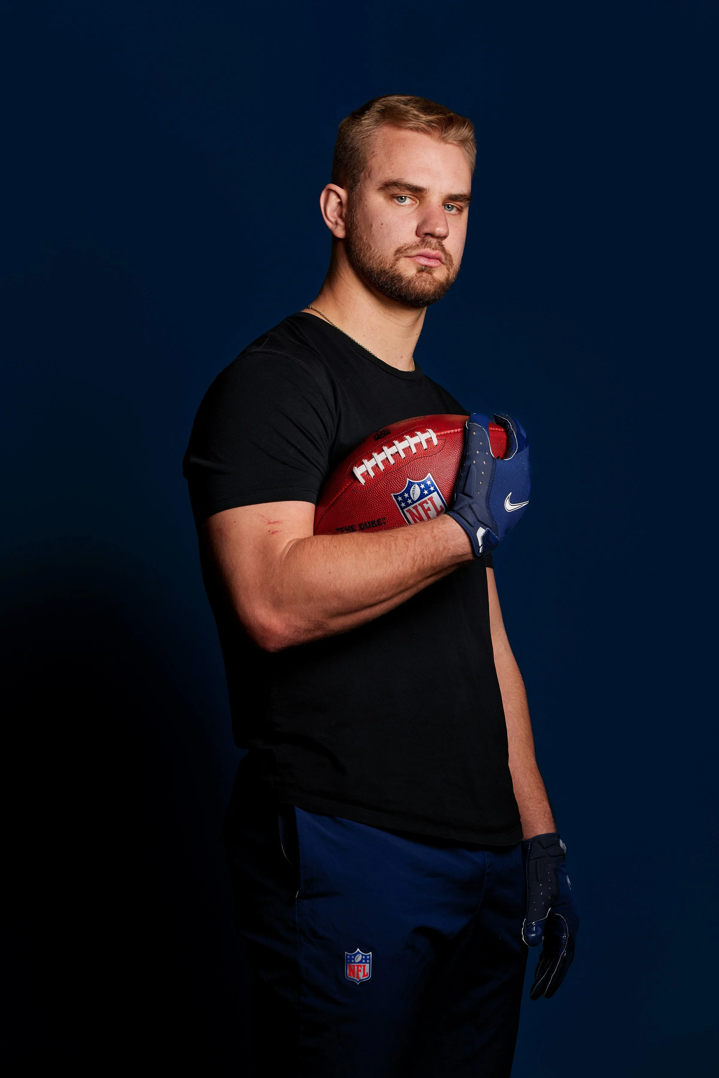 445A1985_(3) blue copy.jpg