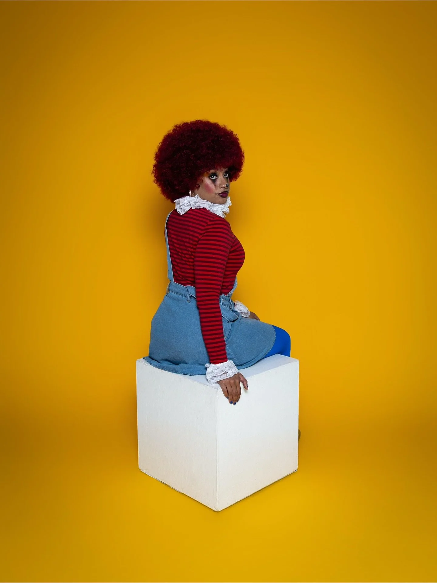 The Scary, Yet Cute, Clown | DIY Halloween Photoshoot 4 of 5 🤡

By the time I got to this one, I wanted something playful but still a little chaotic because, what&rsquo;s Halloween without a little chaos? I had @kristiybeauty, the sweetest girl ever