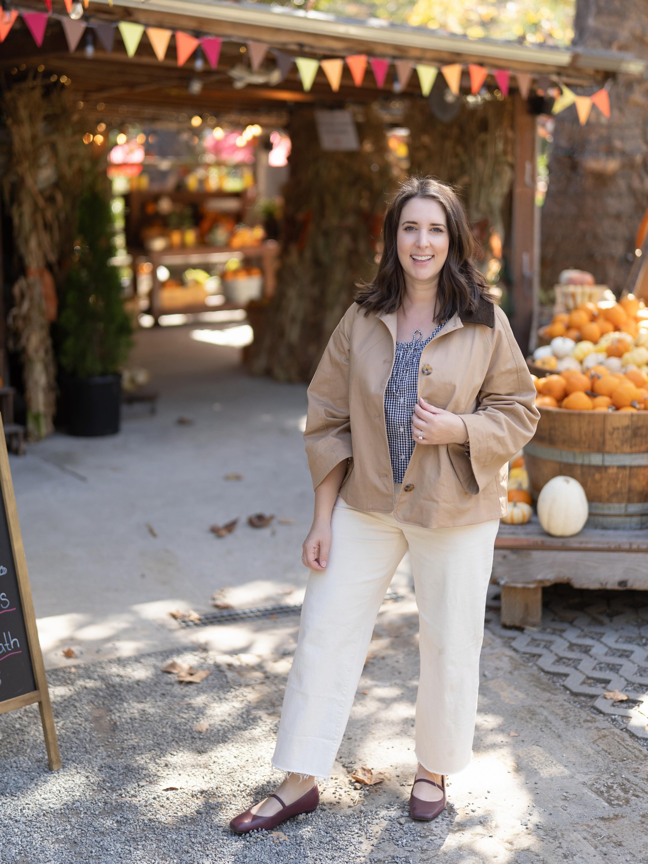 A pumpkin patch outfit on a perfectly crisp fall day 🍂 Details on the blog and ShopMy.