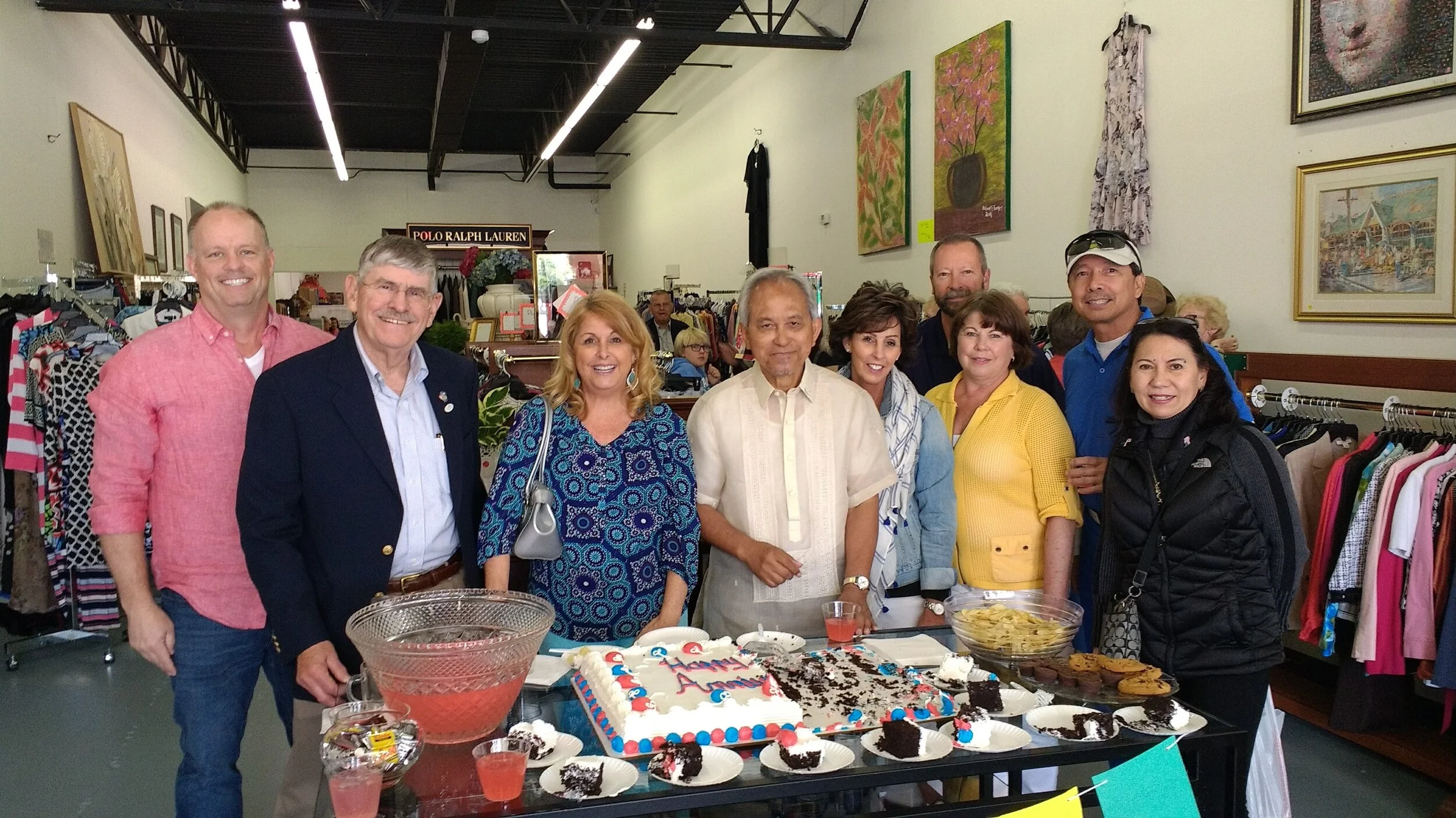 Upscale Resale Volunteers