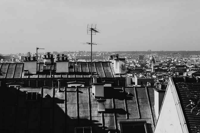  Sara Miranda , The Roofs of Montmartre  