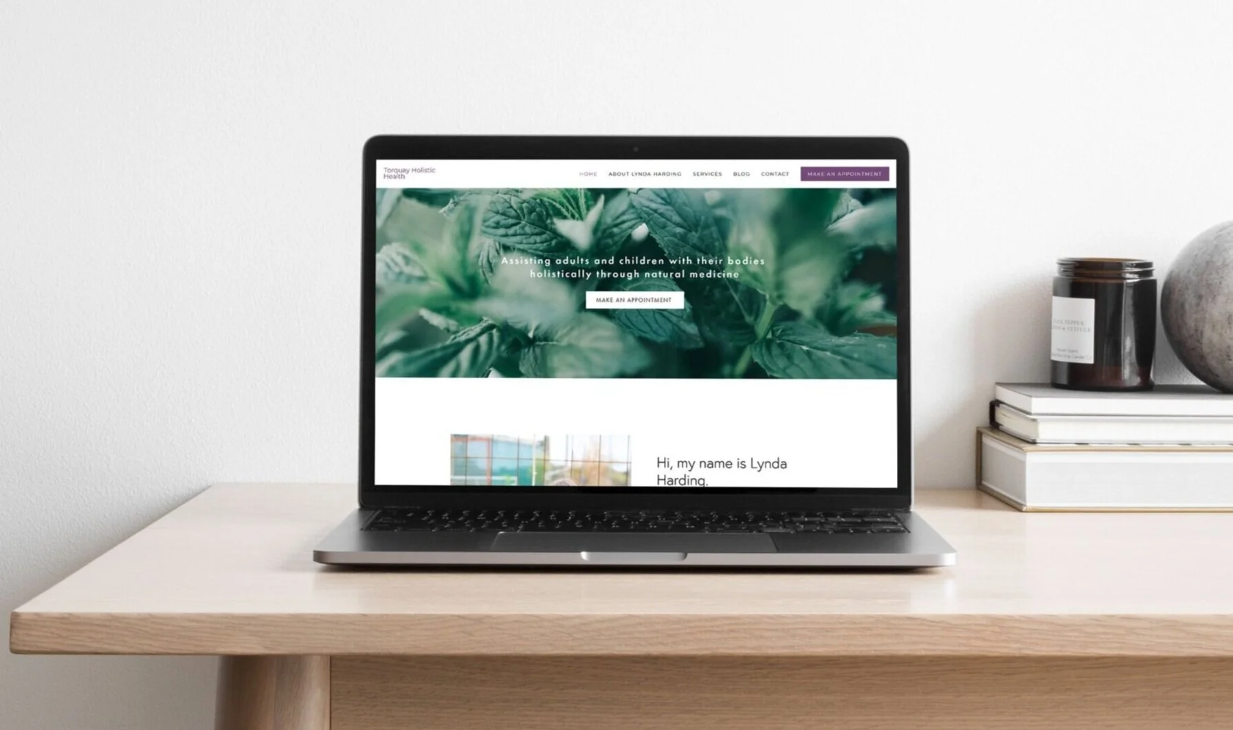 How To Connect Social Media Links On Squarespace</strong>