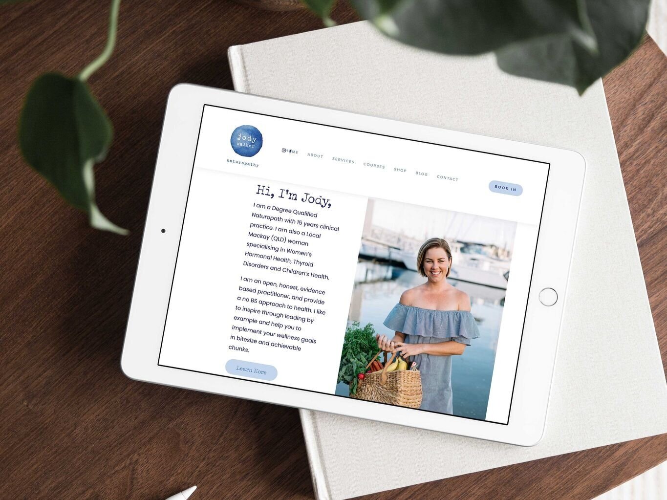  How To Fast-Track Your Website Creation</strong>