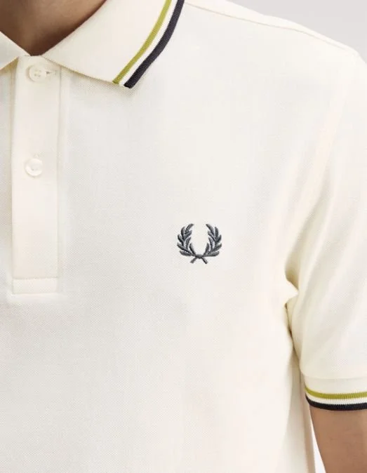 FRED PERRY M3600 Twin-Tipped Polo- ECRU/TENNIS BALL/ANCHOR