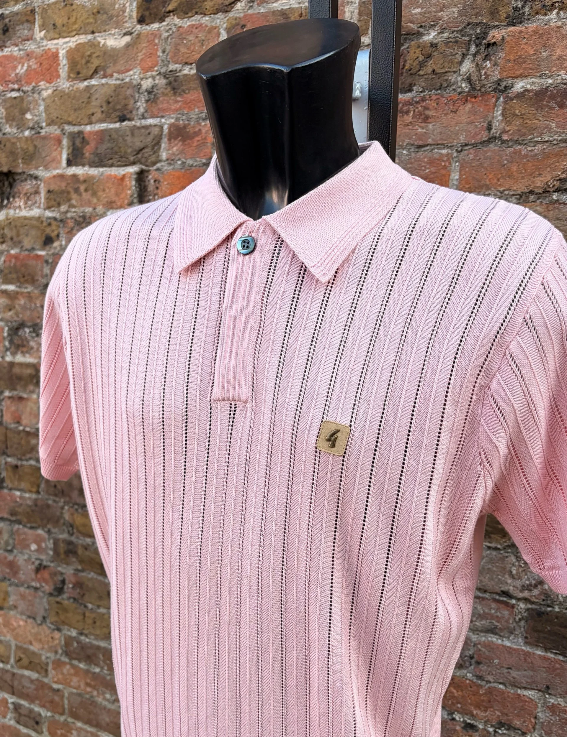 GABICCI VINTAGE "Woodall" S/S Perforated Knit Polo- CANDY PINK