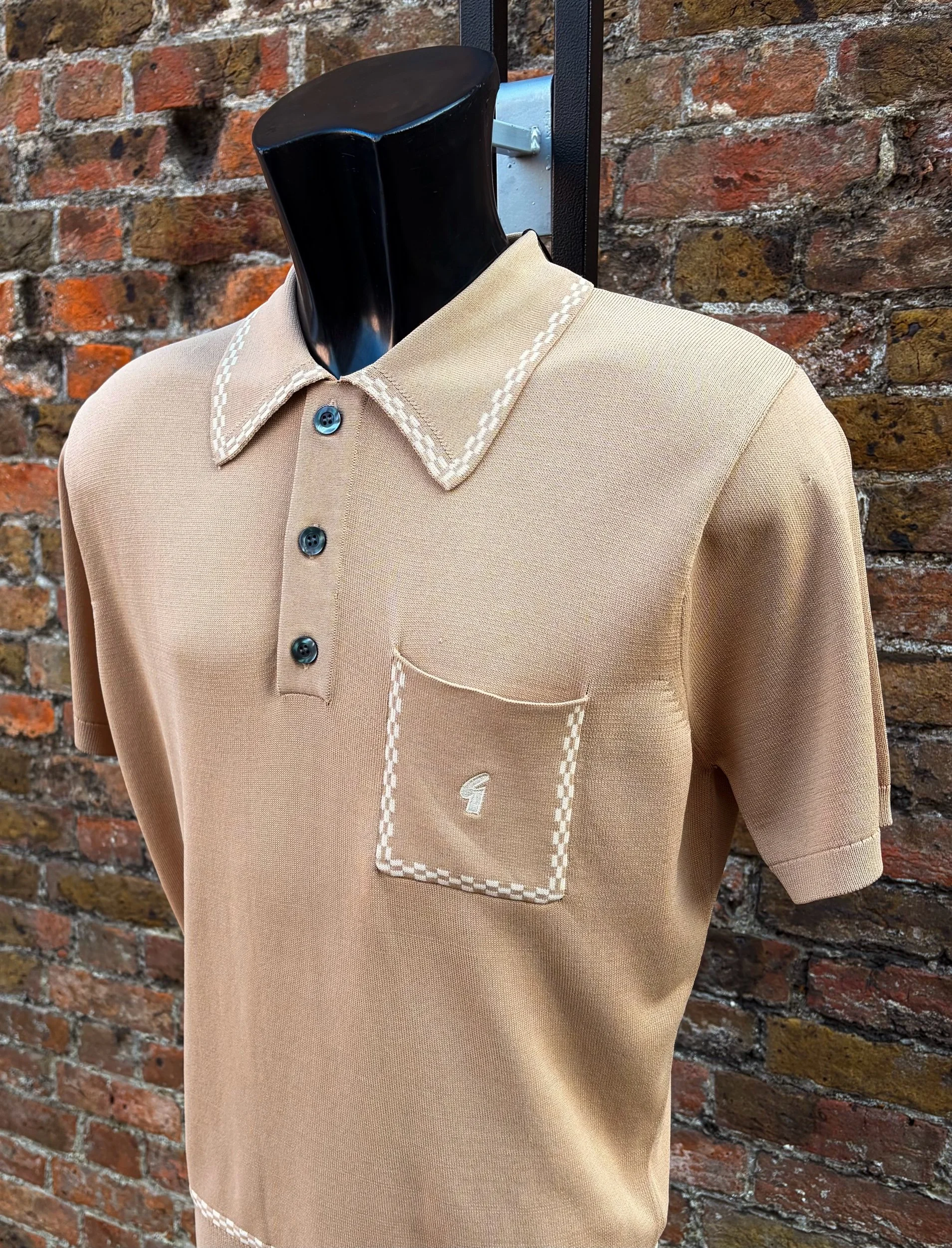 GABICCI VINTAGE "Alexander" Archive Polo- SANDSTONE