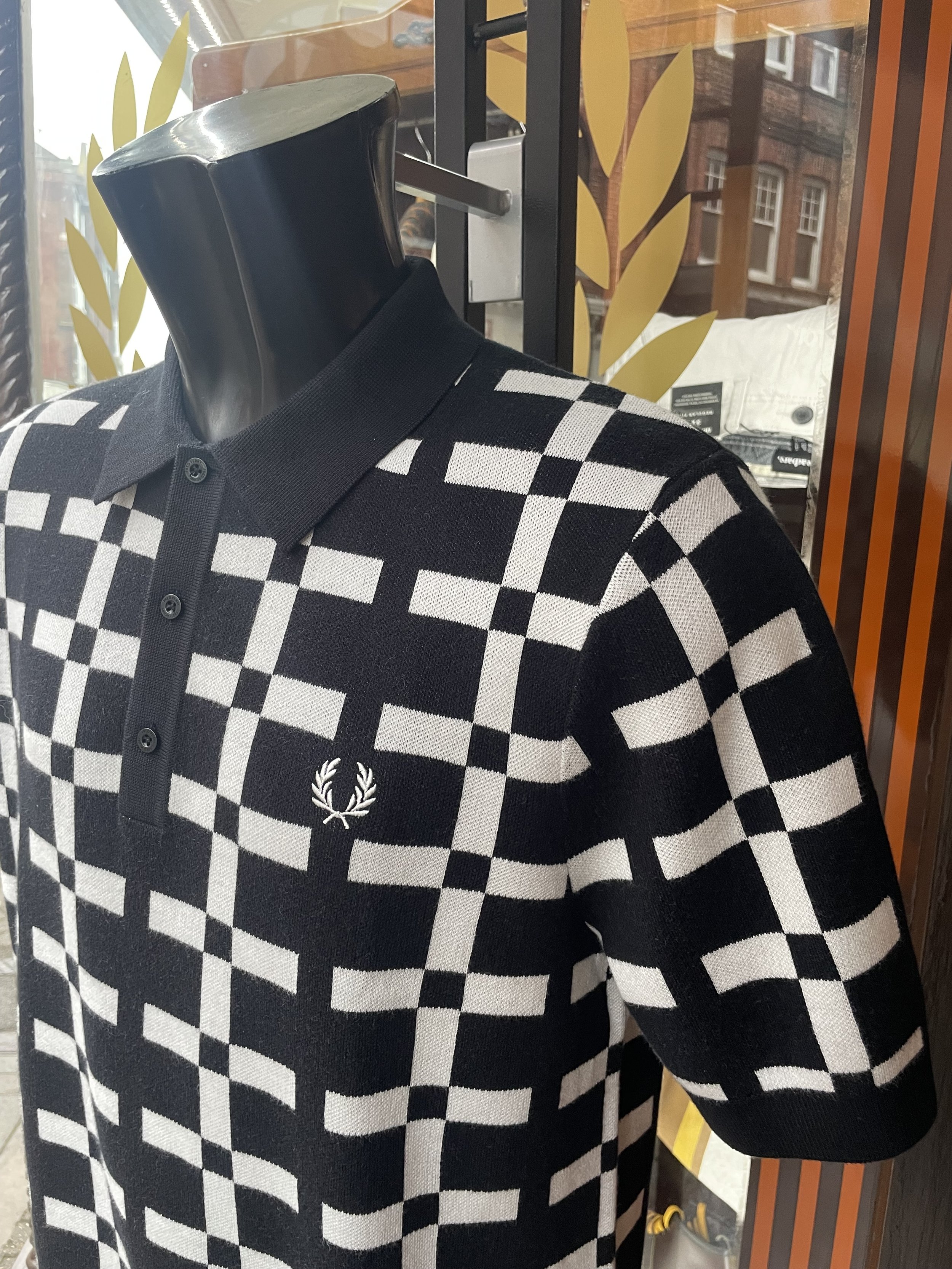 SIZE XL ONLY FRED PERRY Premium Chequerboard Knit Polo- BLACK
