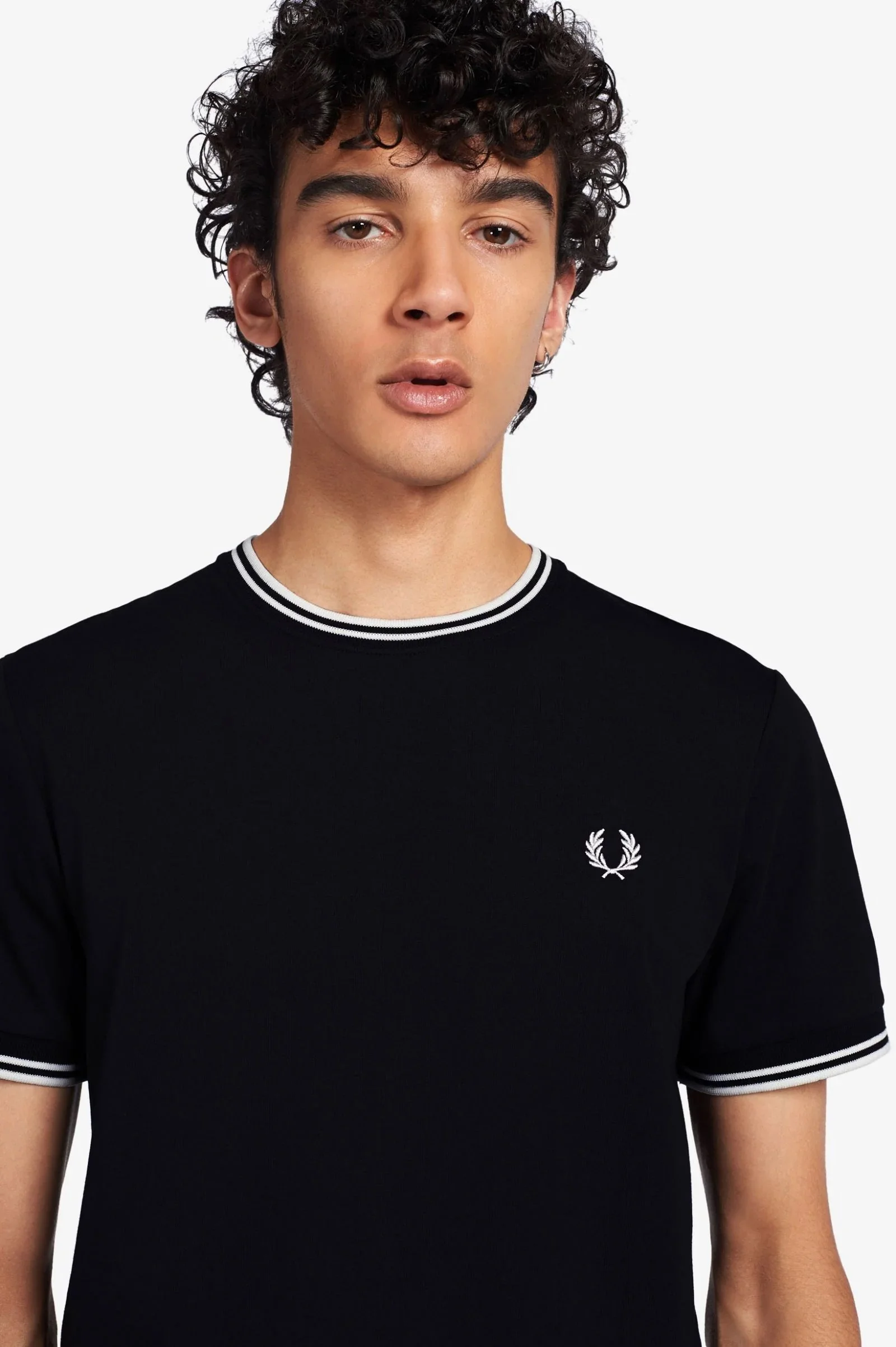 FRED PERRY Twin-Tipped Tee- BLACK/WHITE