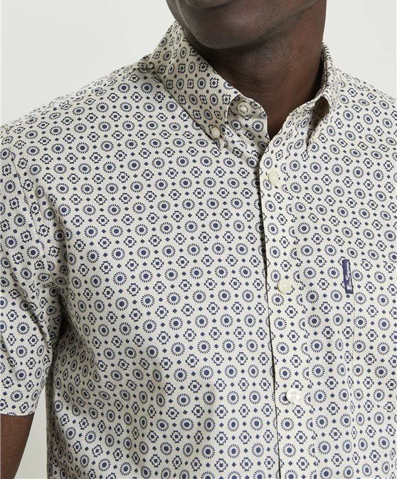 SIZE L & XXL ONLY- BEN SHERMAN S/S Retro Geometric Shirt- LIGHT GREEN