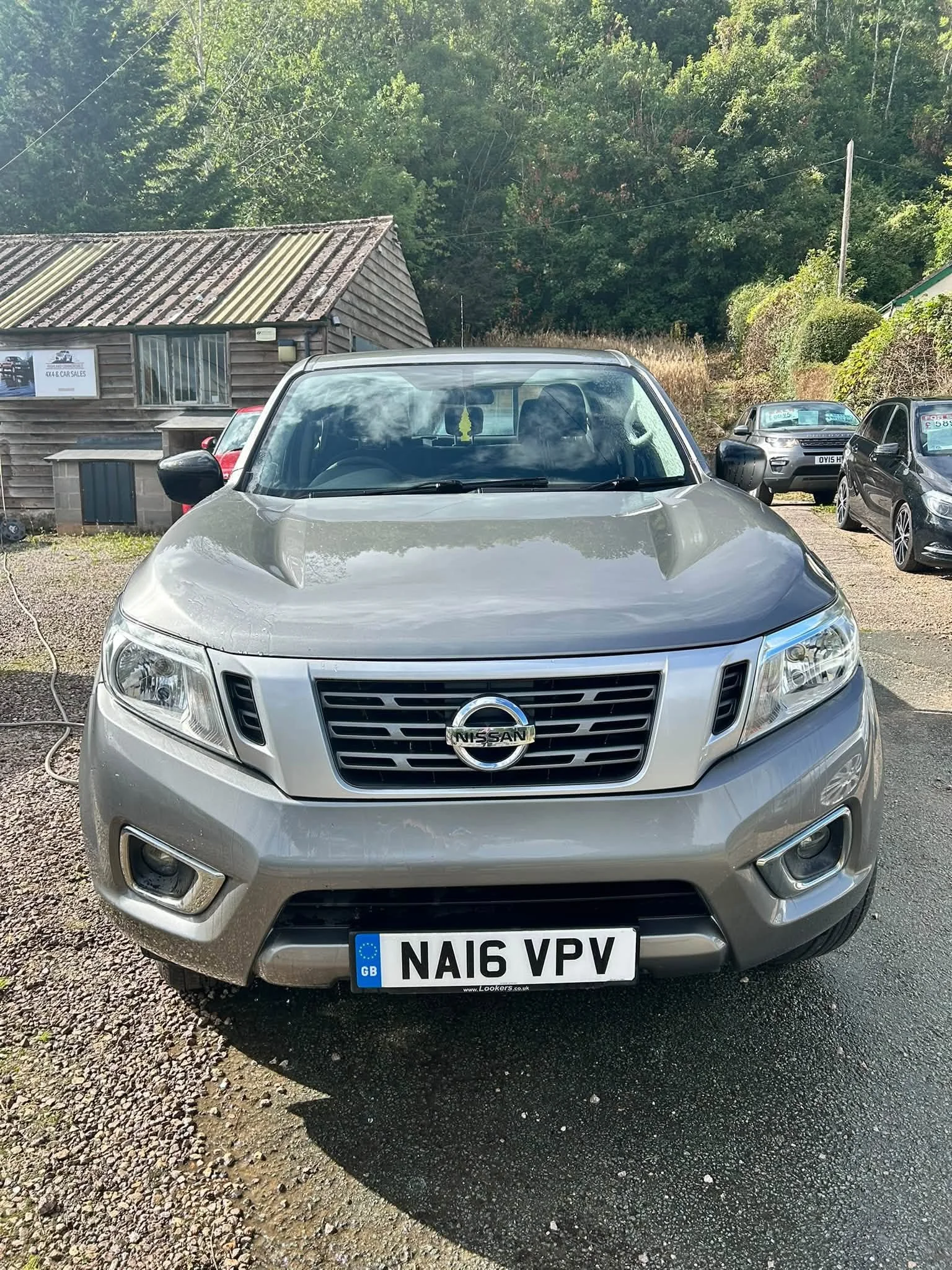 Nissan Navara 2.3 6 speed manual Diesel