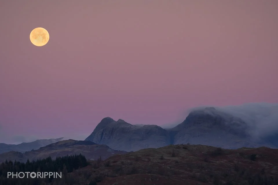 Moon-set; winter 2022 (2 of 3)