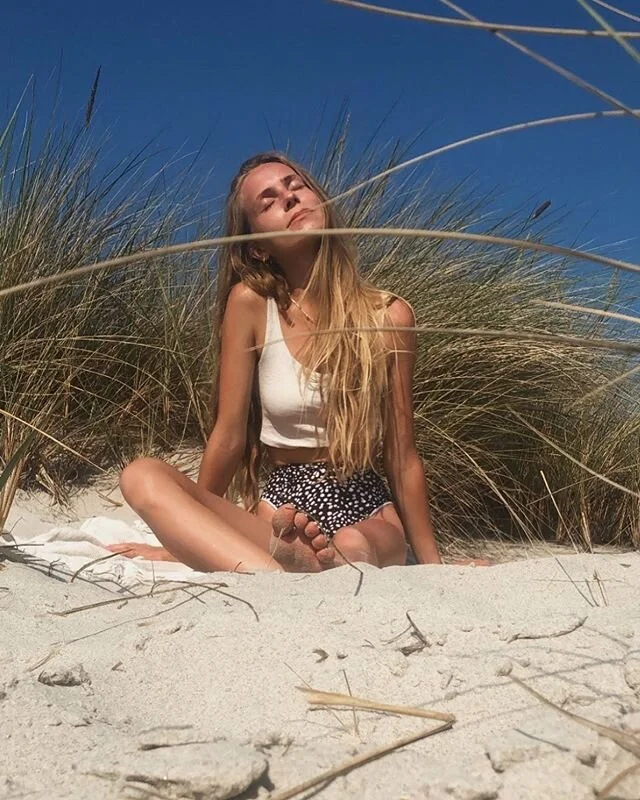 friday, holiday, beach day, today 🌊