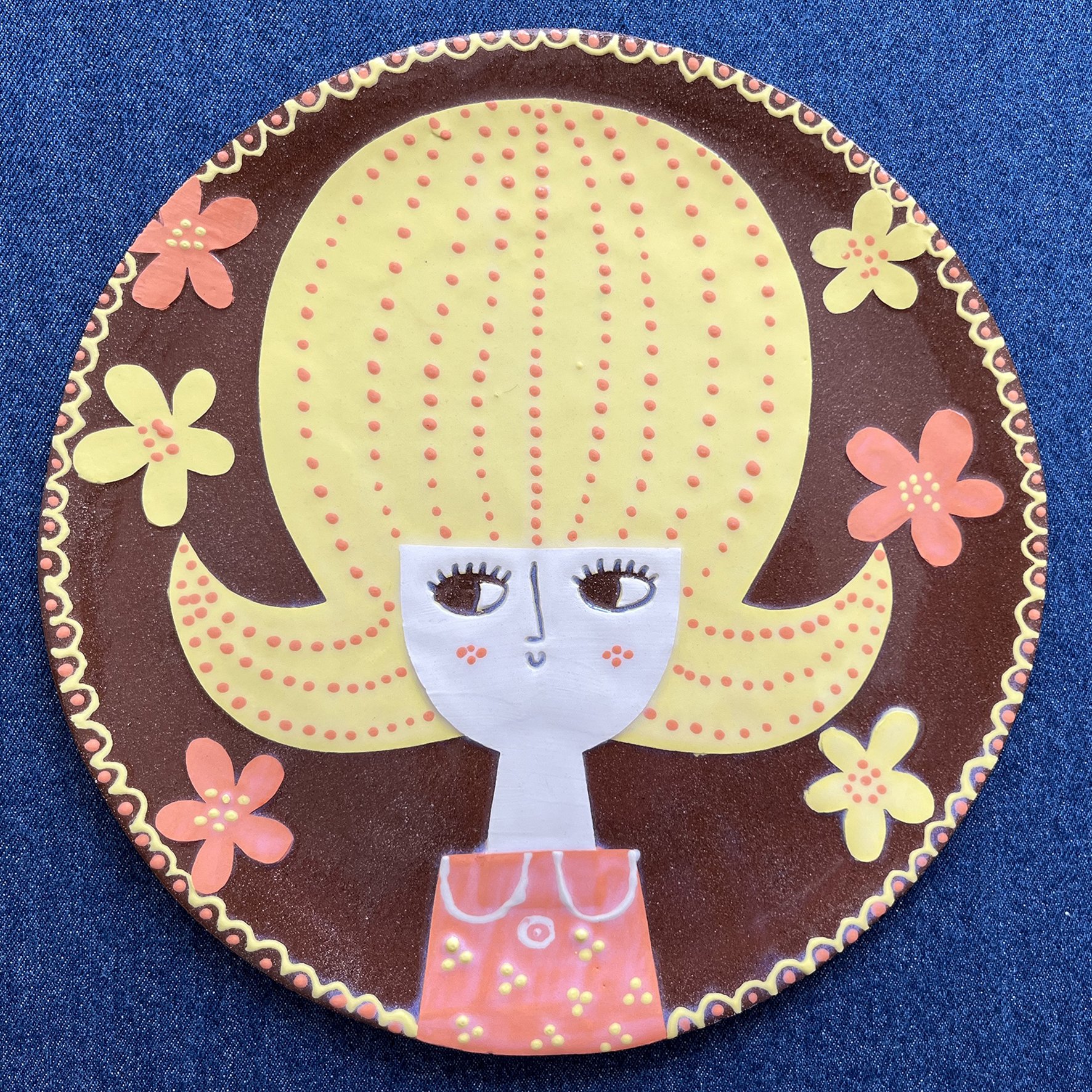 Beehive Girl plate 