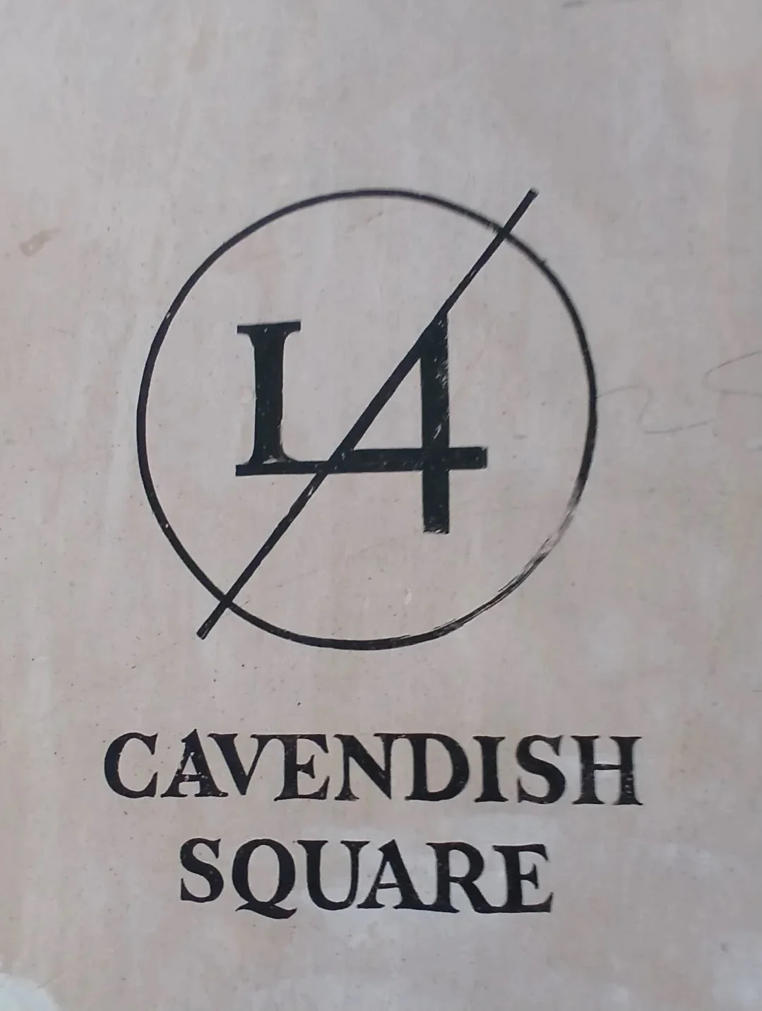 A fab day @14cavendish 

With @mindymagmog 

great seeing you darling. 😘