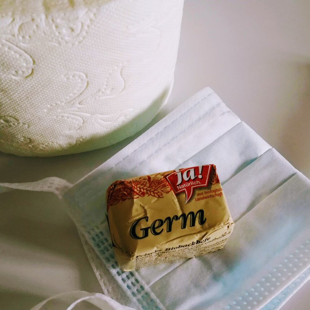 Germ Maske Clopapier.jpg