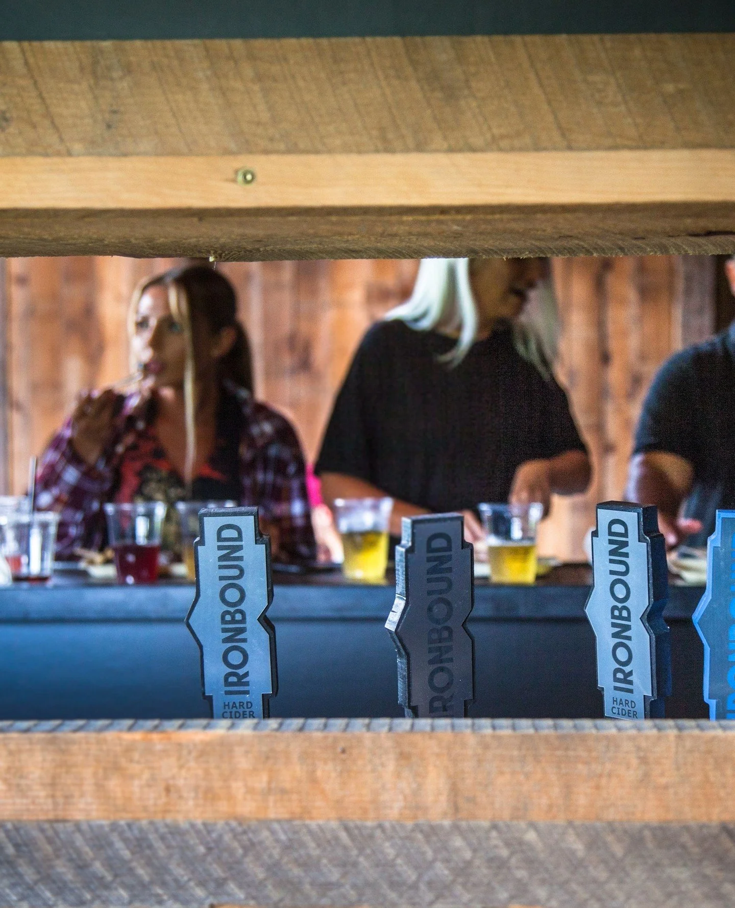 We're setting the tasting room and stocking the market, getting ready to welcome you back to the Ciderhouse on Saturday, January 10 🍻 Reservations are open at the link in bio.⁠
⁠
Happy New Year!