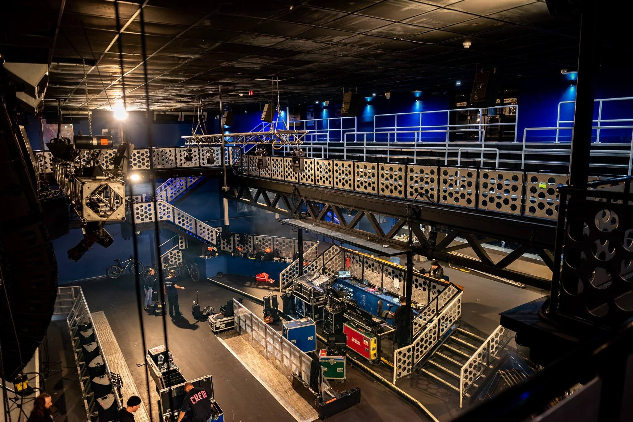 A final look at the before &amp; after transformation at the O2 Academy Bristol (@o2academybris) for Academy Music Group @academymusicgroup 

Over 80 bespoke acoustic panels were manufactured in our Somerset workshop, carefully designed and installed