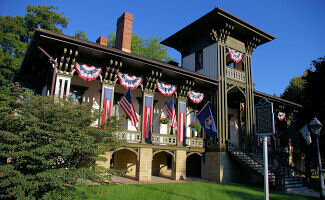 A tour of the Honolulu House, next door to the Inn, is a must. This intriguing mix of Polynesian and Victorian architecture was built in 1860. See their Web site .