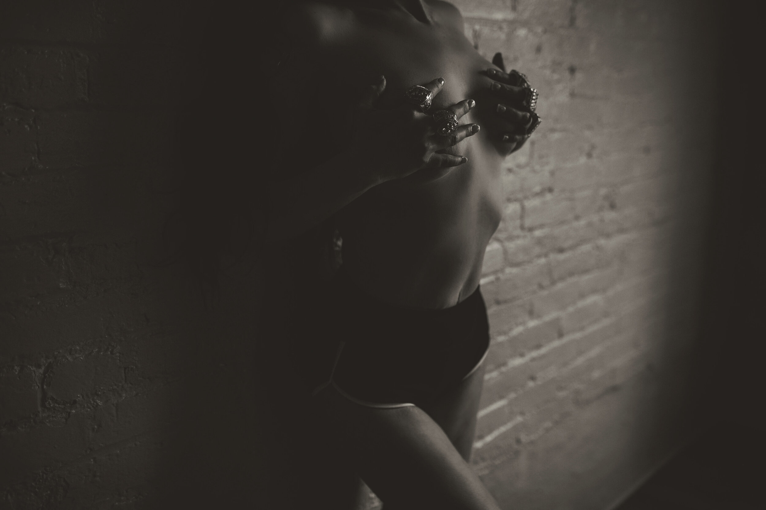 bella-rosa-blog-amys-bump-on-head-boudoir-shoot-experience-12.jpg
