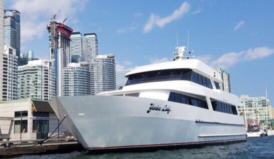 cruise-boat-yankee-lady-III-docked.jpg