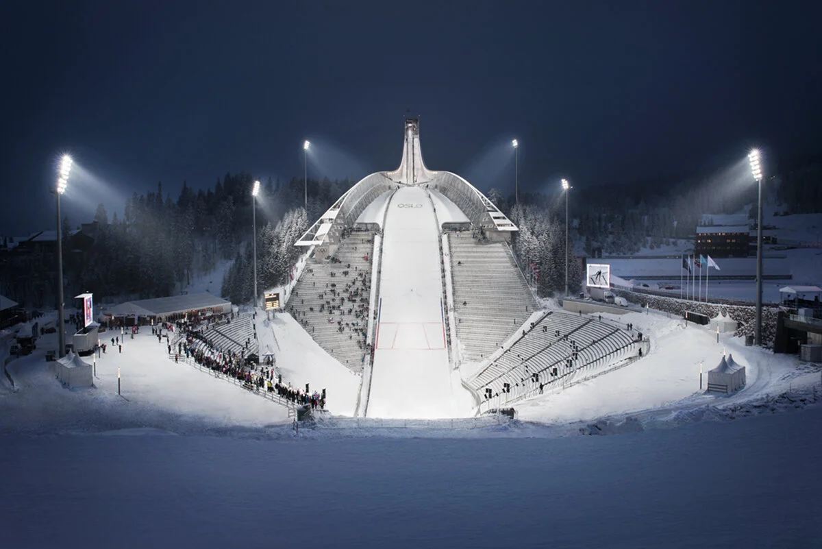 Holmenkollen_24mm_dusk_SN15566_web_crop.jpg